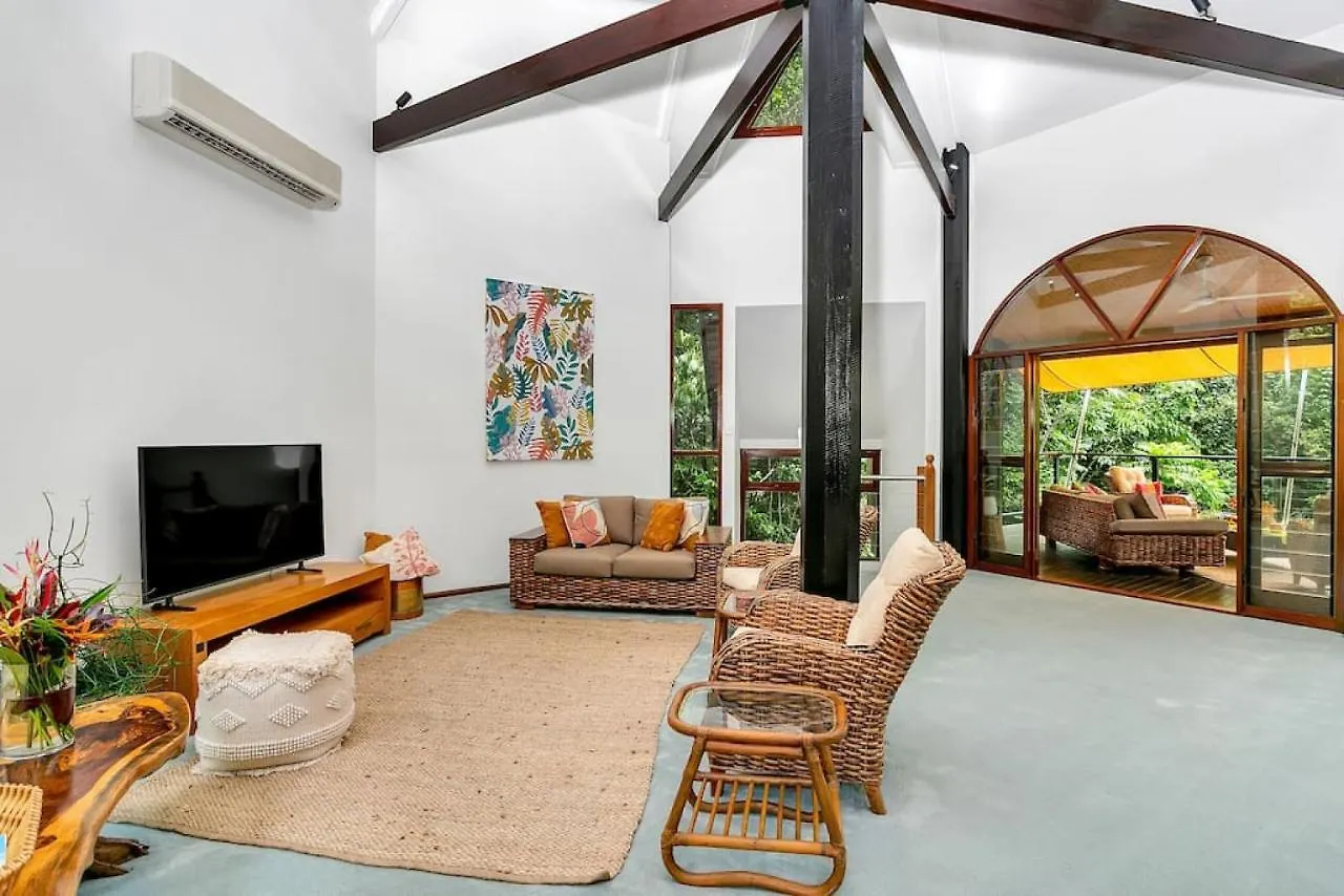 The Secret Treehouse Hotel Cairns