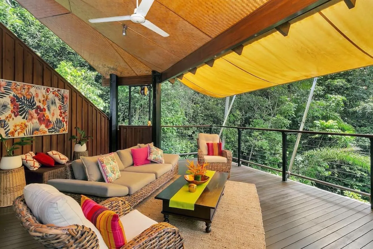 The Secret Treehouse Hotel Cairns 0*,  Australia